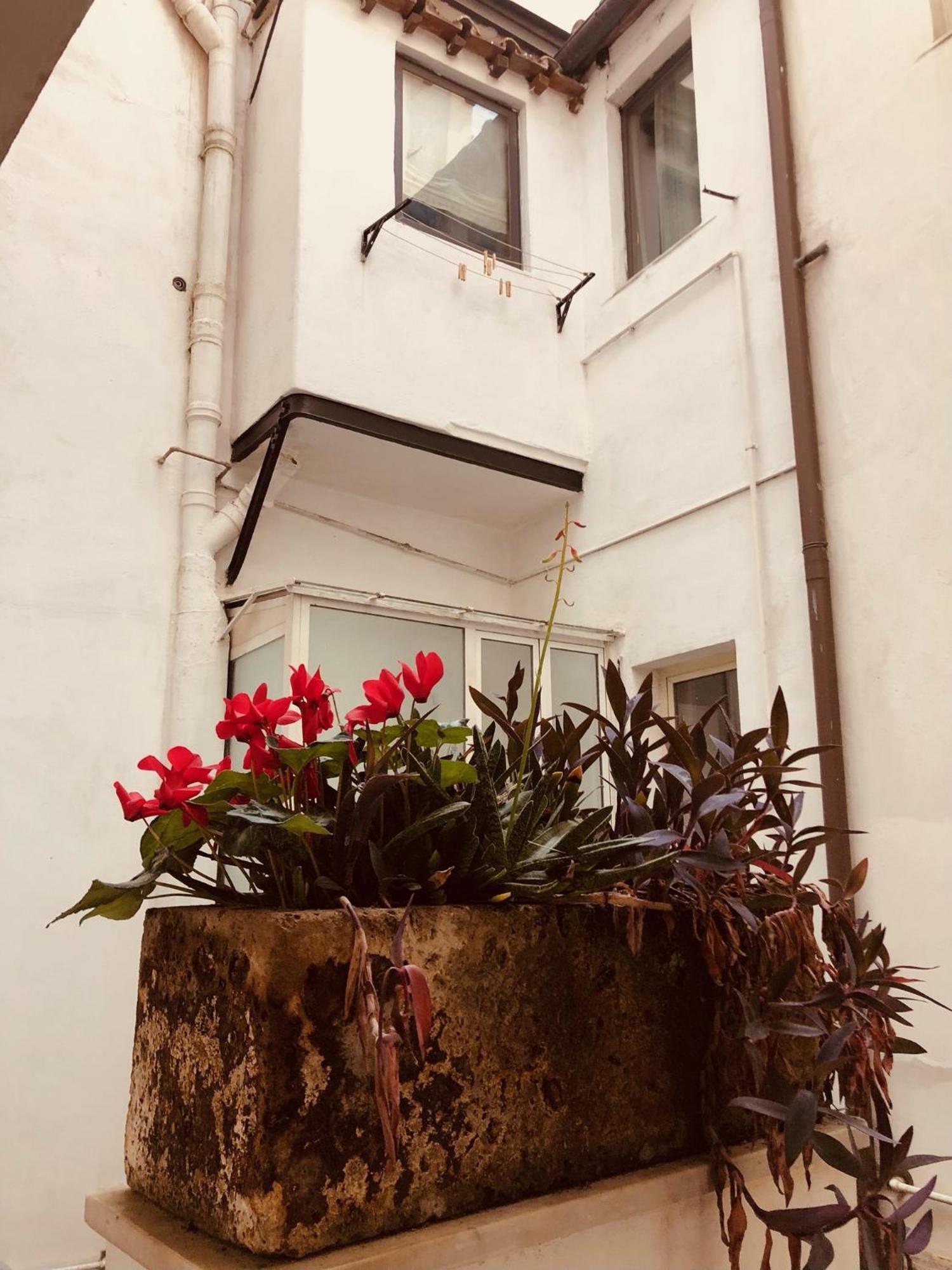 Campo De' Fiori Loft The Angeli'S Apartment Рим Экстерьер фото